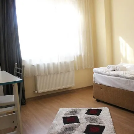 Comfortable, Near Sabiha Gokcen Airport And Viaport Shopping Center 2 Br Apartment *