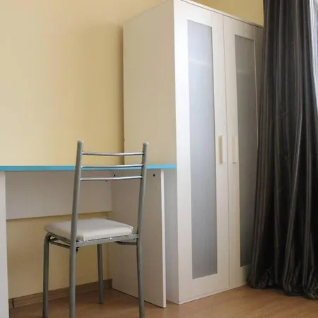 Comfortable, Near Sabiha Gokcen Airport And Viaport Shopping Center 2 Br *